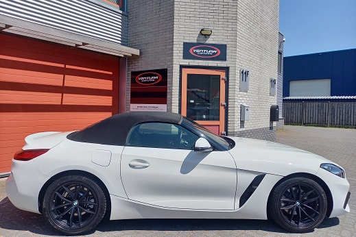 Rijervaring Chiptuning BMW Z4 G29 20i 197 PK Zijkant