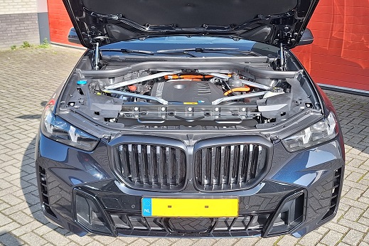 Rijervaring Chiptuning BMW X5 50e 489 PK G05 Voorkant