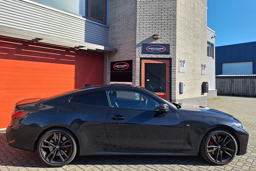 Rijervaring Chiptuning BMW M440i G22 374 PK Zijkant