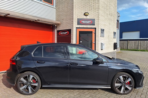 Rijervaring Chiptuning Volkswagen Golf 8 1.4 eHybride 245 PK Zijkant