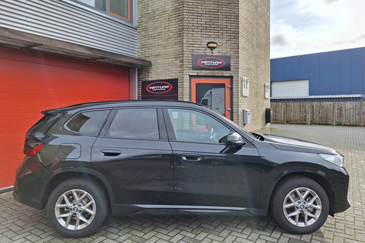 Rijervaring Chiptuning BMW X1 18i 136 PK U11 Zijkant