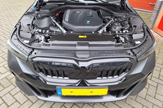 Rijervaring Chiptuning BMW 550e 489 PK G60-G61 Voorkant