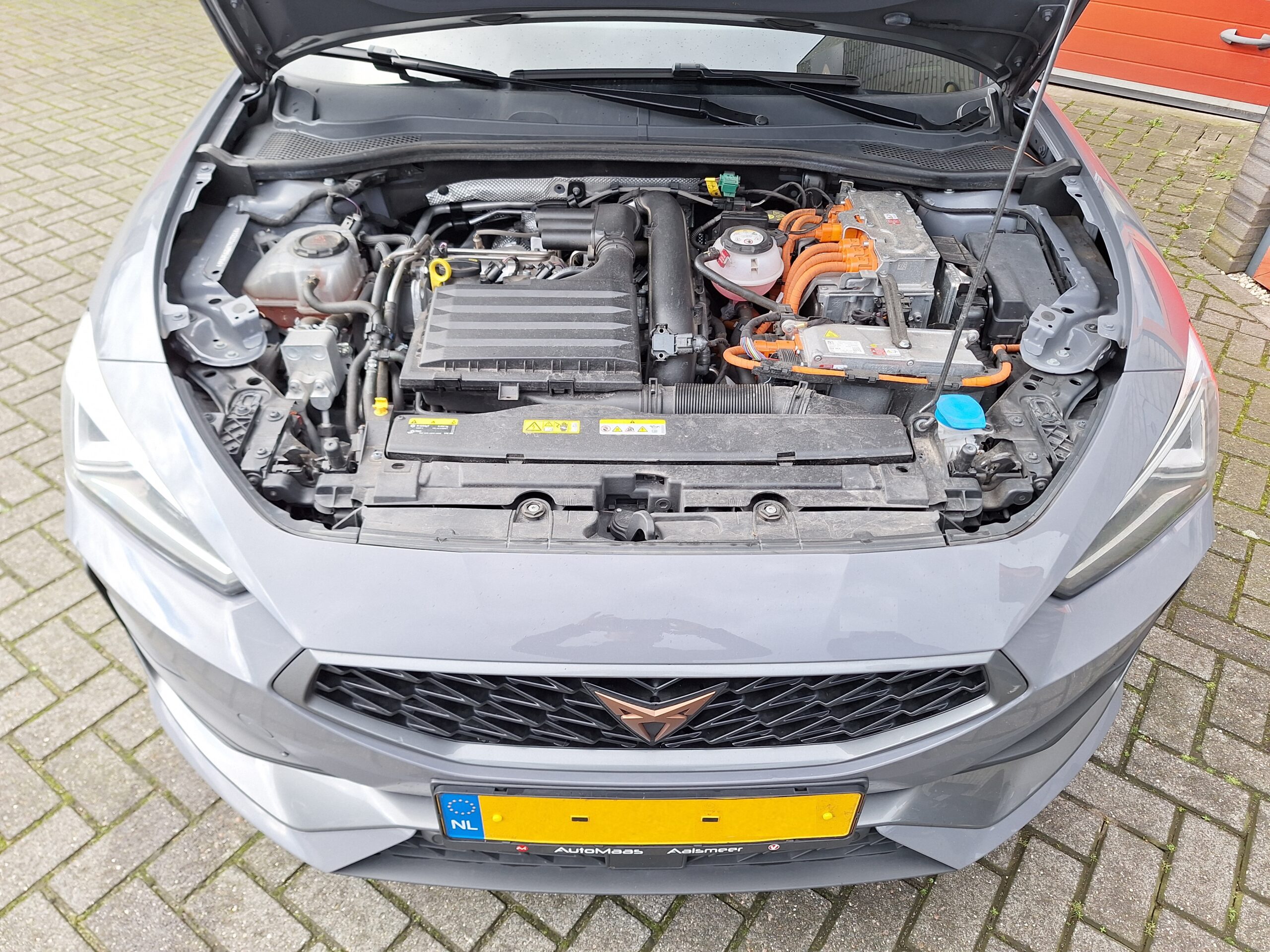 Rijervaring Chiptuning Cupra Leon 1.4 e-Hybrid 245 PK Voorkant