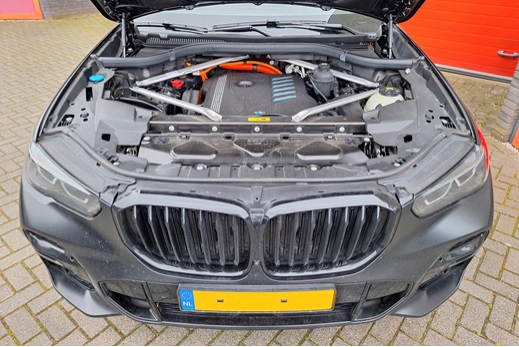Rijervaring Chiptuning BMW X5 xDrive 45E 394 PK Voorkant