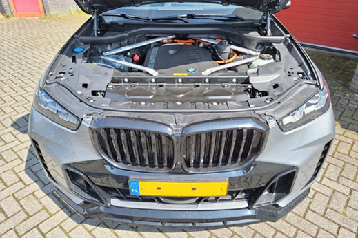 Rijervaring Chiptuning BMW X5 50e 489 PK G05 Voorkant