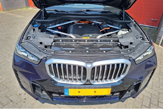 Rijervaring Chiptuning BMW X5 50e 489 PK G05 Voorkant