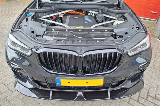 Rijervaring Chiptuning BMW X5 xDrive 45E 394 PK G05 Voorkant