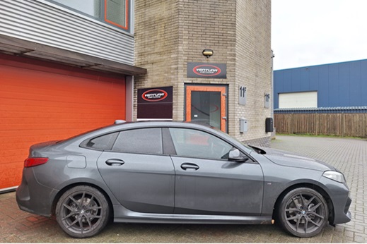 Rijervaring Chiptuning BMW 2 serie GC 218i 136 PK F44 Zijkant