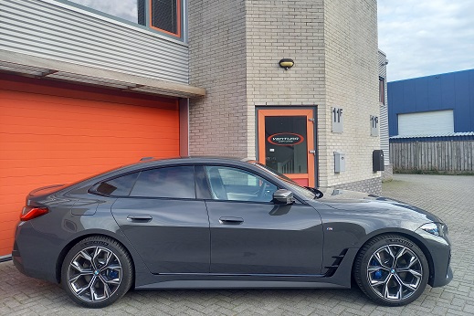 Rijervaring Chiptuning BMW 420i G26 184 PK Zijkant
