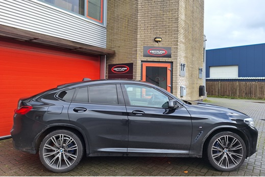 Rijervaring Chiptuning BMW X4 30i 252 PK G02 Zijkant