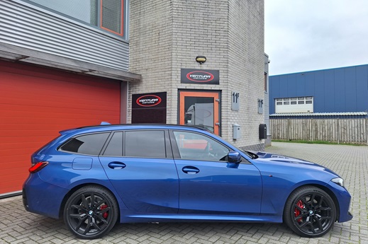 Rijervaring Chiptuning BMW 330e 292 PK G21 Zijkant