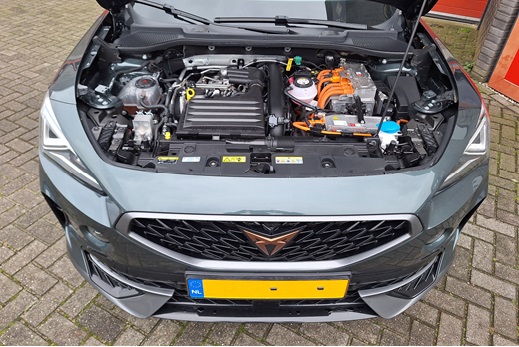 Rijervaring Chiptuning Cupra Formentor 1.4 TSi eHybrid 204 PK Voorkant