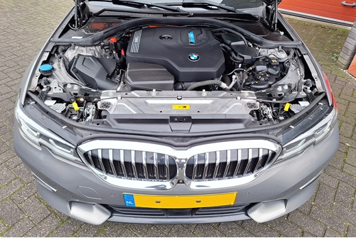 Rijervaring Chiptuning BMW 330e 292 PK G21-G21 Voorkant