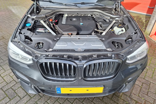 Rijervaring Chiptuning BMW X4 30i 252 PK G02 Voorkant