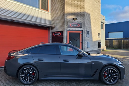 Rijervaring Chiptuning BMW M440i G26 374 PK Zijkant