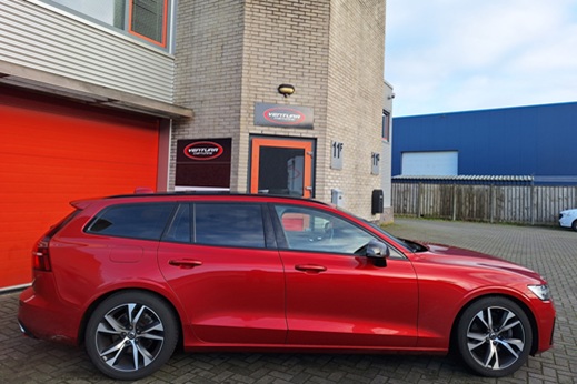 Rijervaring Chiptuning Volvo V60 B3 163 PK Zijkant