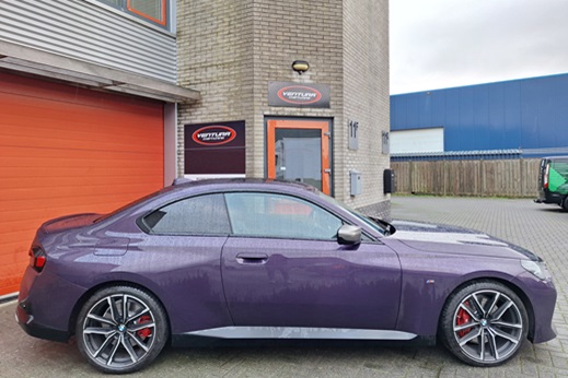 Rijervaring Chiptuning BMW M240i G42 374 PK G42 Zijkant