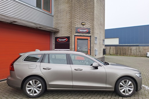 Rijervaring Chiptuning Volvo V60 B4 197 PK Zijkant