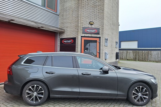 Rijervaring Chiptuning Volvo V60 B3 163 PK Zijkant