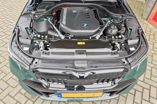 Rijervaring Chiptuning BMW 550e 489 PK G60-61 Voorkant
