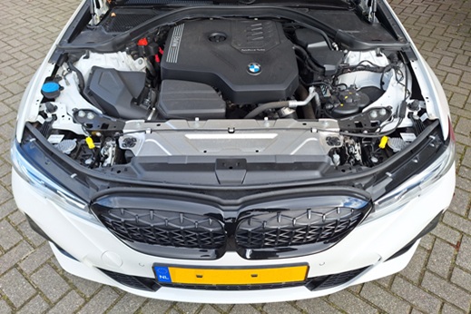 Rijervaring Chiptuning BMW 318i G21 156 PK Voorkant
