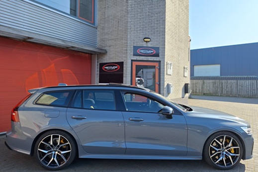 Rijervaring Chiptuning Volvo V60 T8 455 PK Zijkant