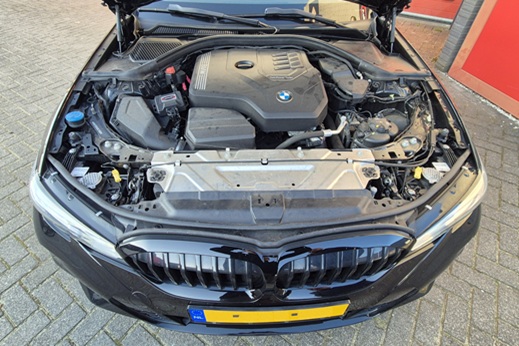Rijervaring Chiptuning BMW 318i G21 156 PK Voorkant