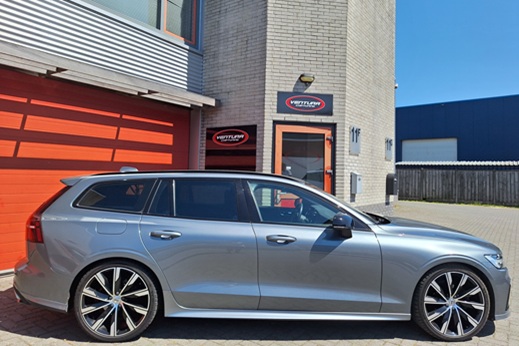Rijervaring Chiptuning Volvo V60 B4 197 PK Zijkant