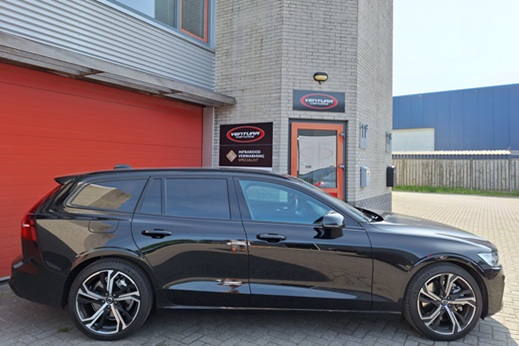 Rijervaring Chiptuning Volvo V60 T6 plug-in-hybrid  350 PK Zijkant