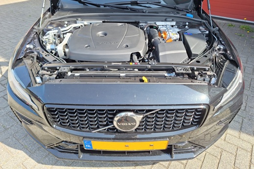 Rijervaring Chiptuning Volvo V60 T6 plug-in-hybrid  350 PK Voorkant