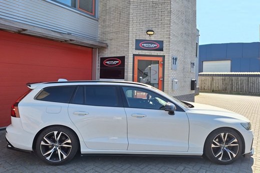 Rijervaring Chiptuning Volvo V60 B4 197 PK Zijkant