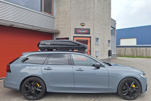 Rijervaring Chiptuning Volvo V90 T6 350 PK Plug-in Hybrid Zijkant