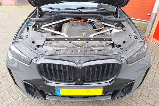 Rijervaring Chiptuning BMW X5 50e 489 PK G05 Voorkant