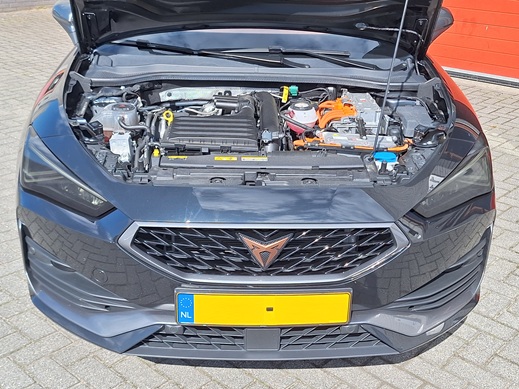 Rijervaring Chiptuning Cupra Leon 1.4 e-Hybrid 204 PK Voorkant