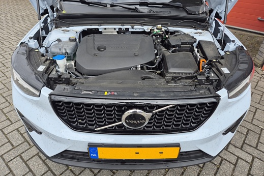 Rijervaring Chiptuning Volvo XC40 B4 197 PK Voorkant